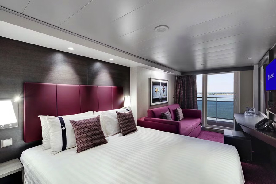 MSC Cruises MSC Meraviglia Deluxe Balcony Aurea - webpage.jpg